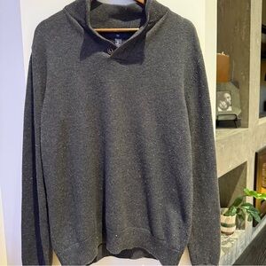 GAP Men's Dark Gray Speckled Pullover Sweater, Large